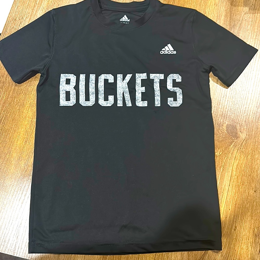 Adidas size small boys shirt